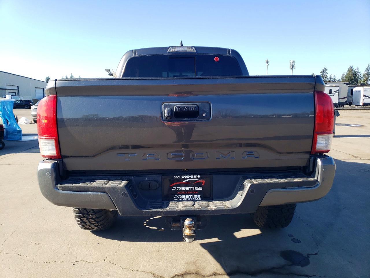 2017 Toyota Tacoma Trd Off-Road - zdjęcie 6