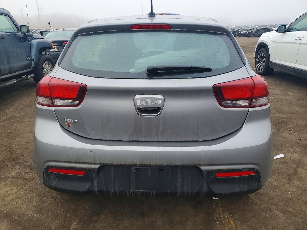 2023 Kia Rio 5-Door S - zdjęcie 6