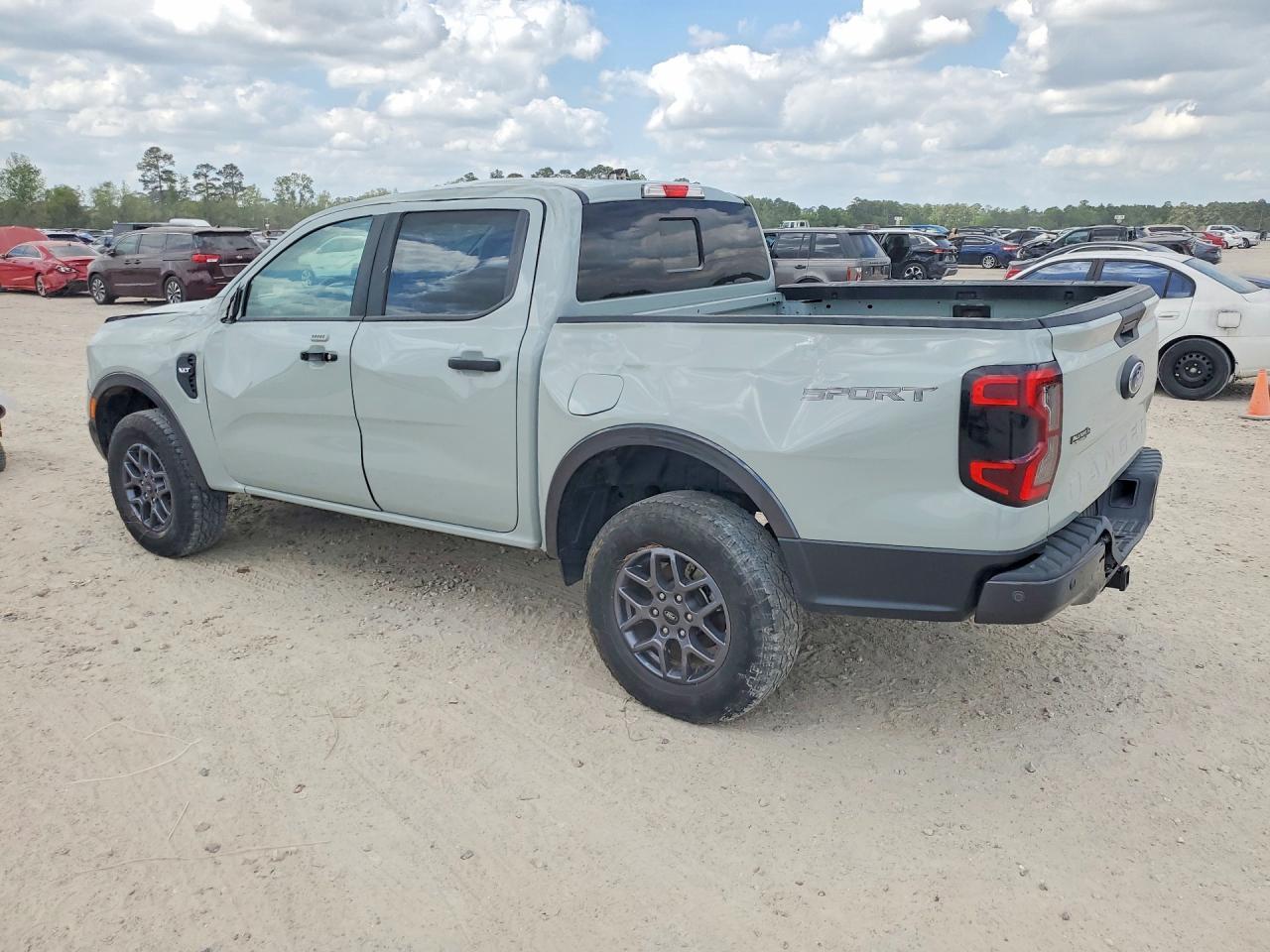 2024 Ford Ranger Xlt - zdjęcie 2