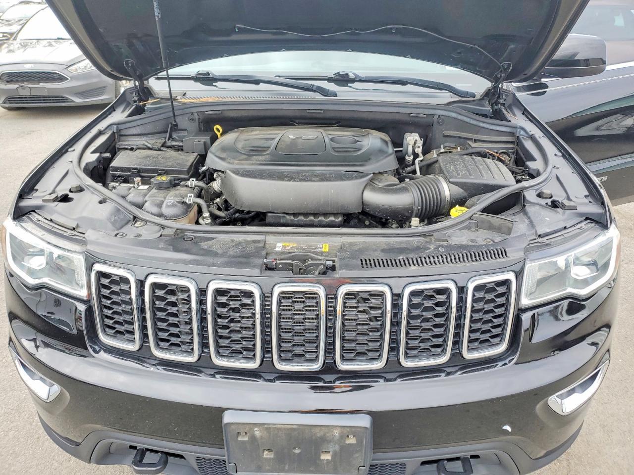 2017 Jeep Grand Cherokee Laredo - zdjęcie 12