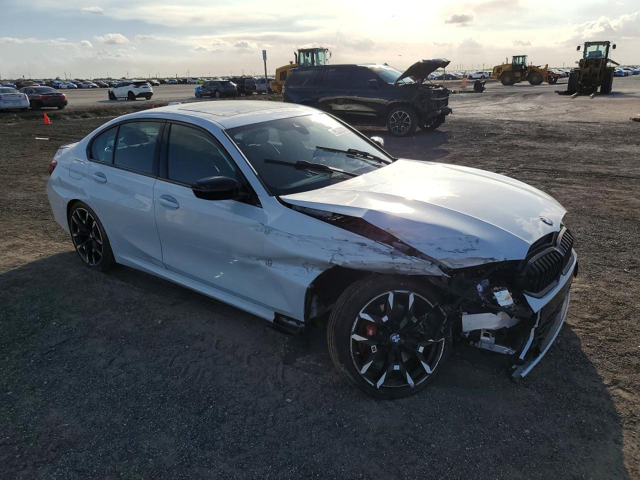 2025 BMW 330Xi - zdjęcie 4