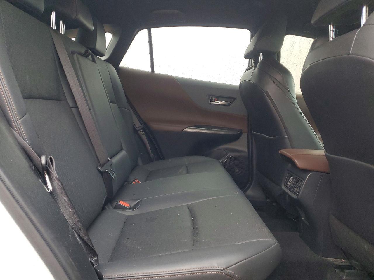 2022 Toyota Venza Limited - zdjęcie 11