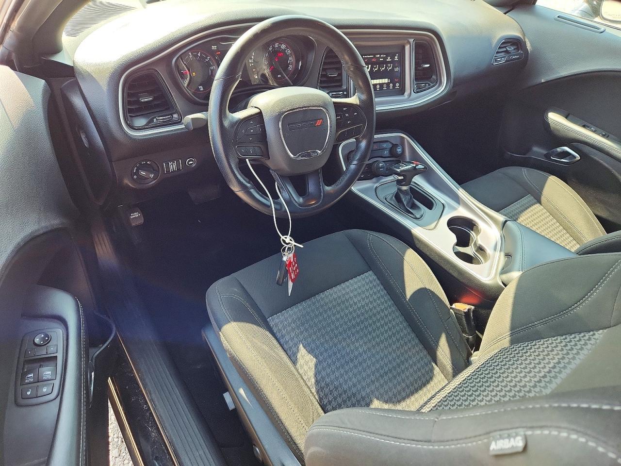 2020 Dodge Challenger Sxt - zdjęcie 8