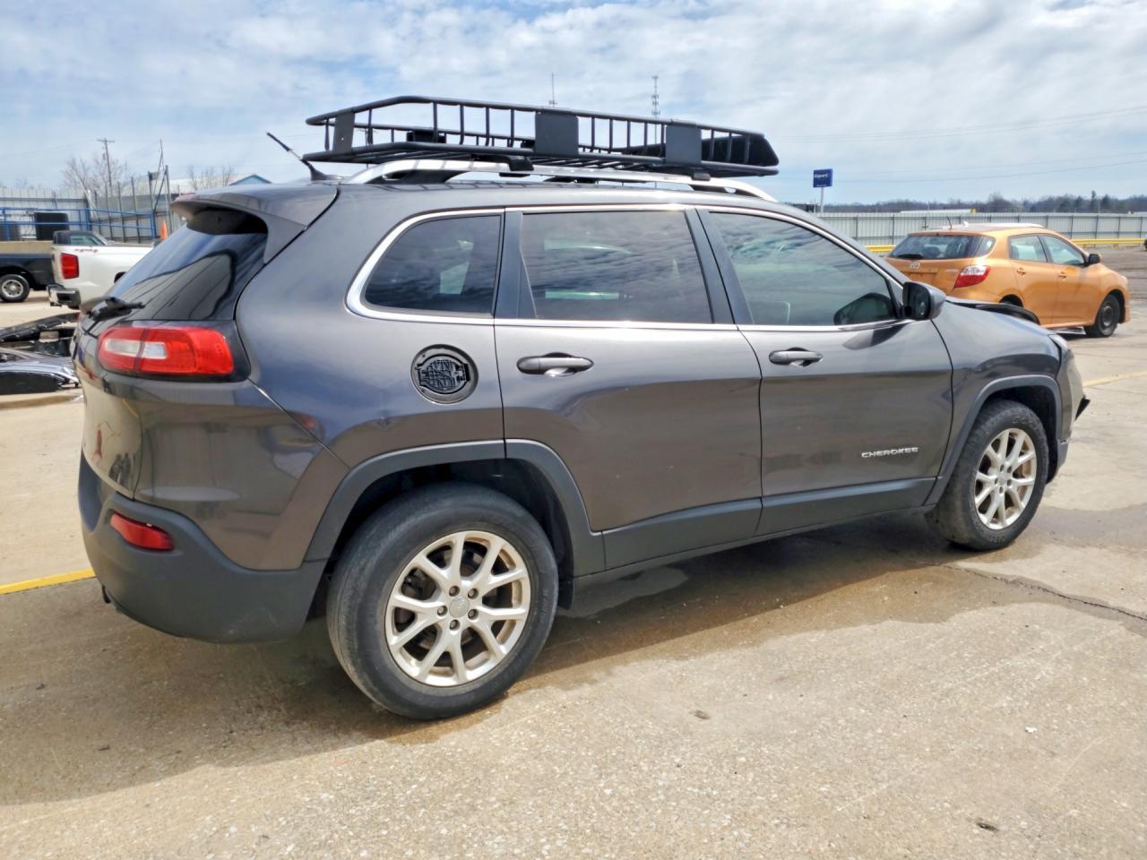 2015 Jeep Cherokee Latitude - zdjęcie 3