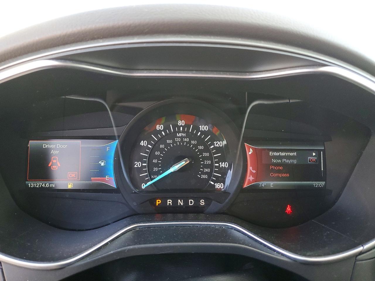 2014 Ford Fusion Titanium - zdjęcie 9