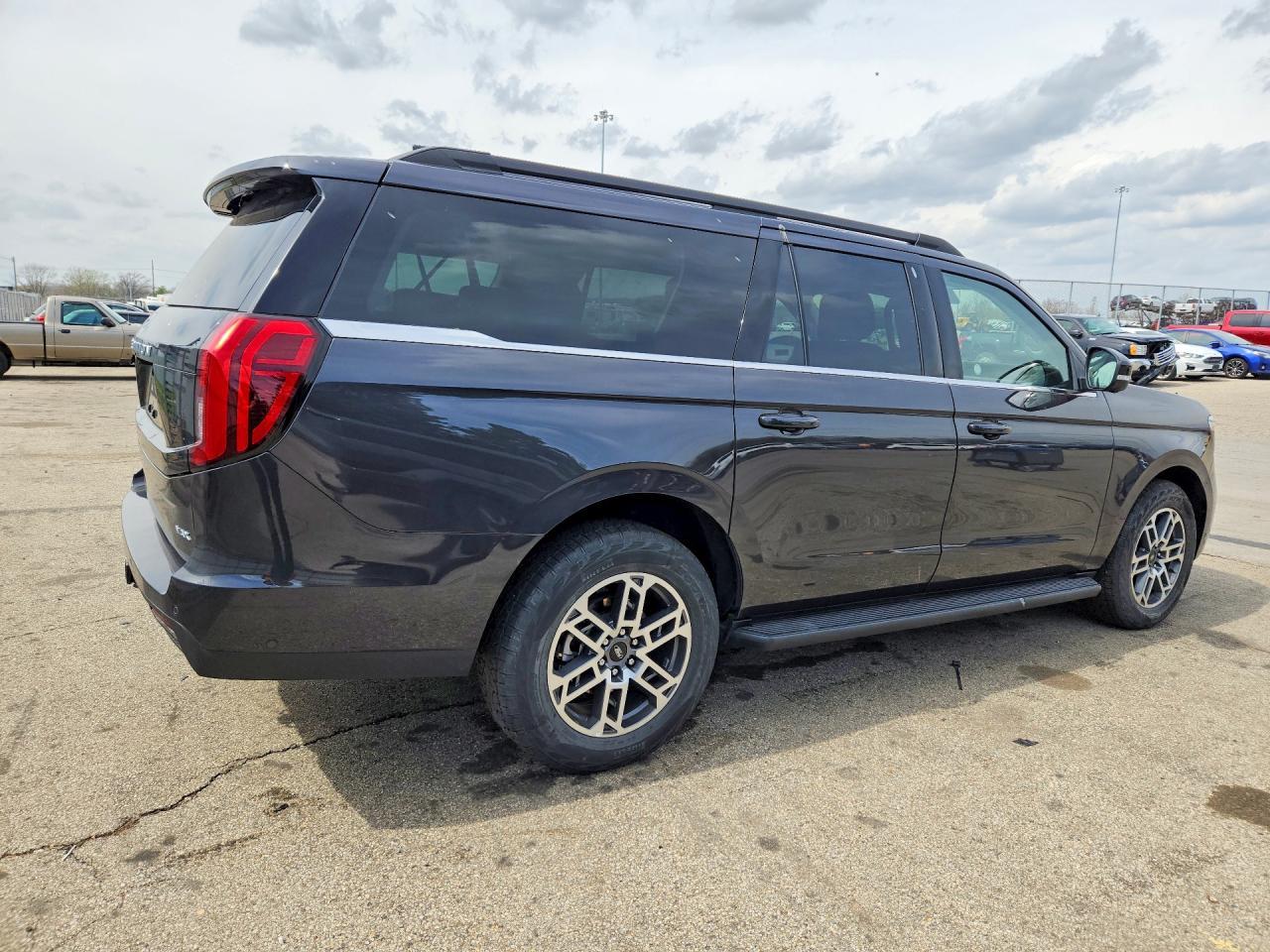 2025 Ford Expedition Max Active - zdjęcie 3