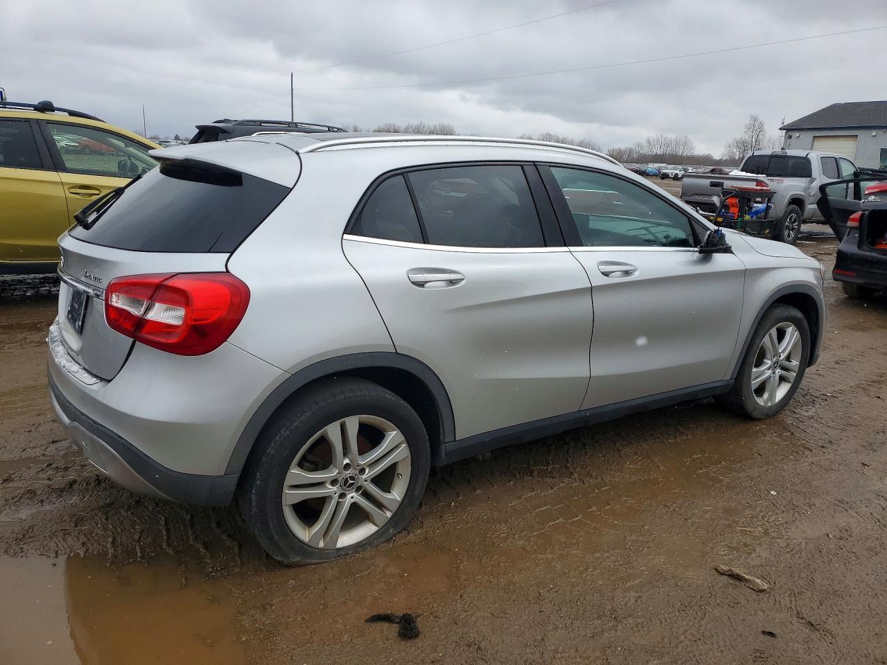 2018 Mercedes-Benz Gla 250 4Matic - zdjęcie 3