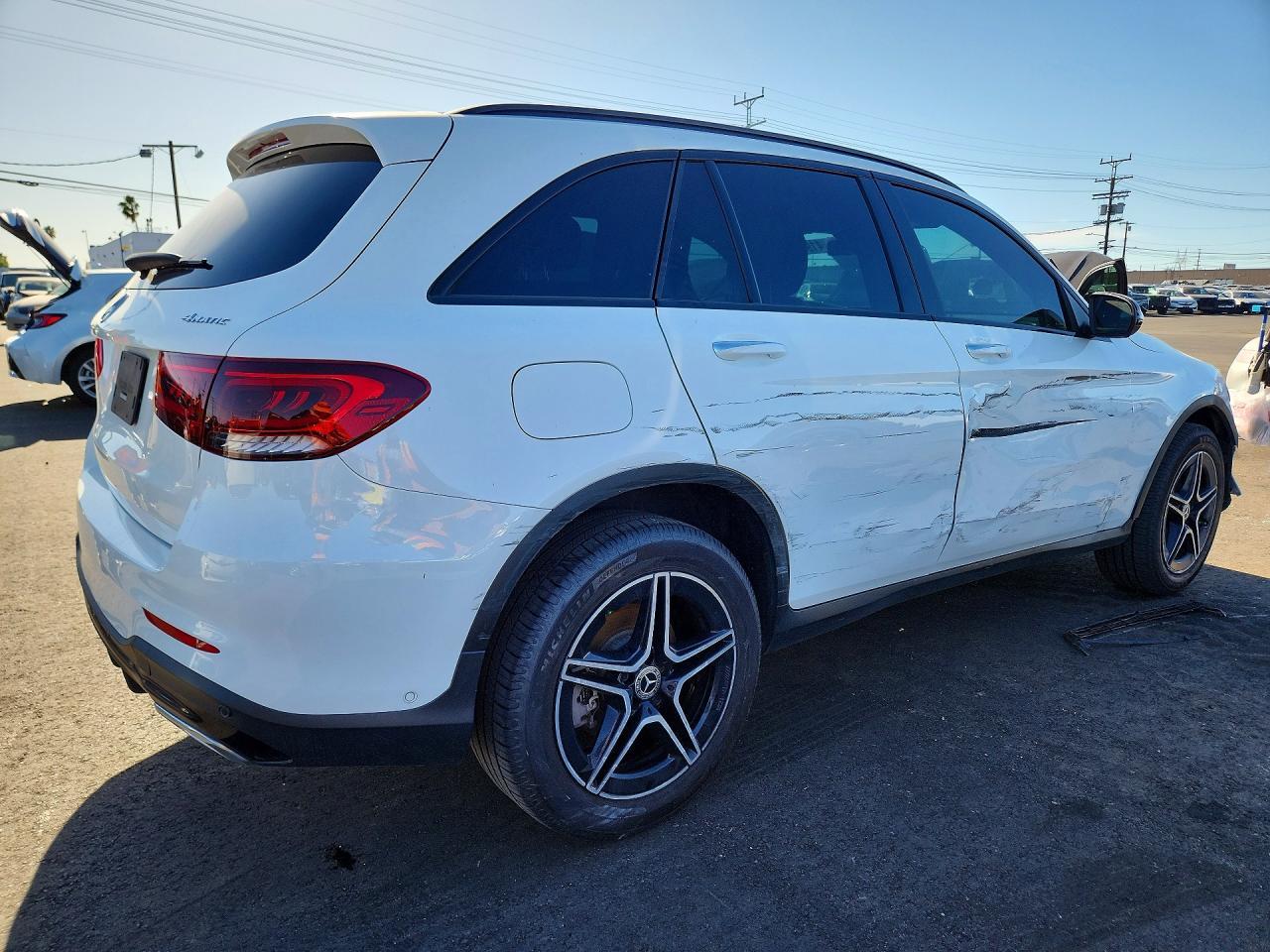 2022 Mercedes-Benz Glc 300 4Matic - zdjęcie 3