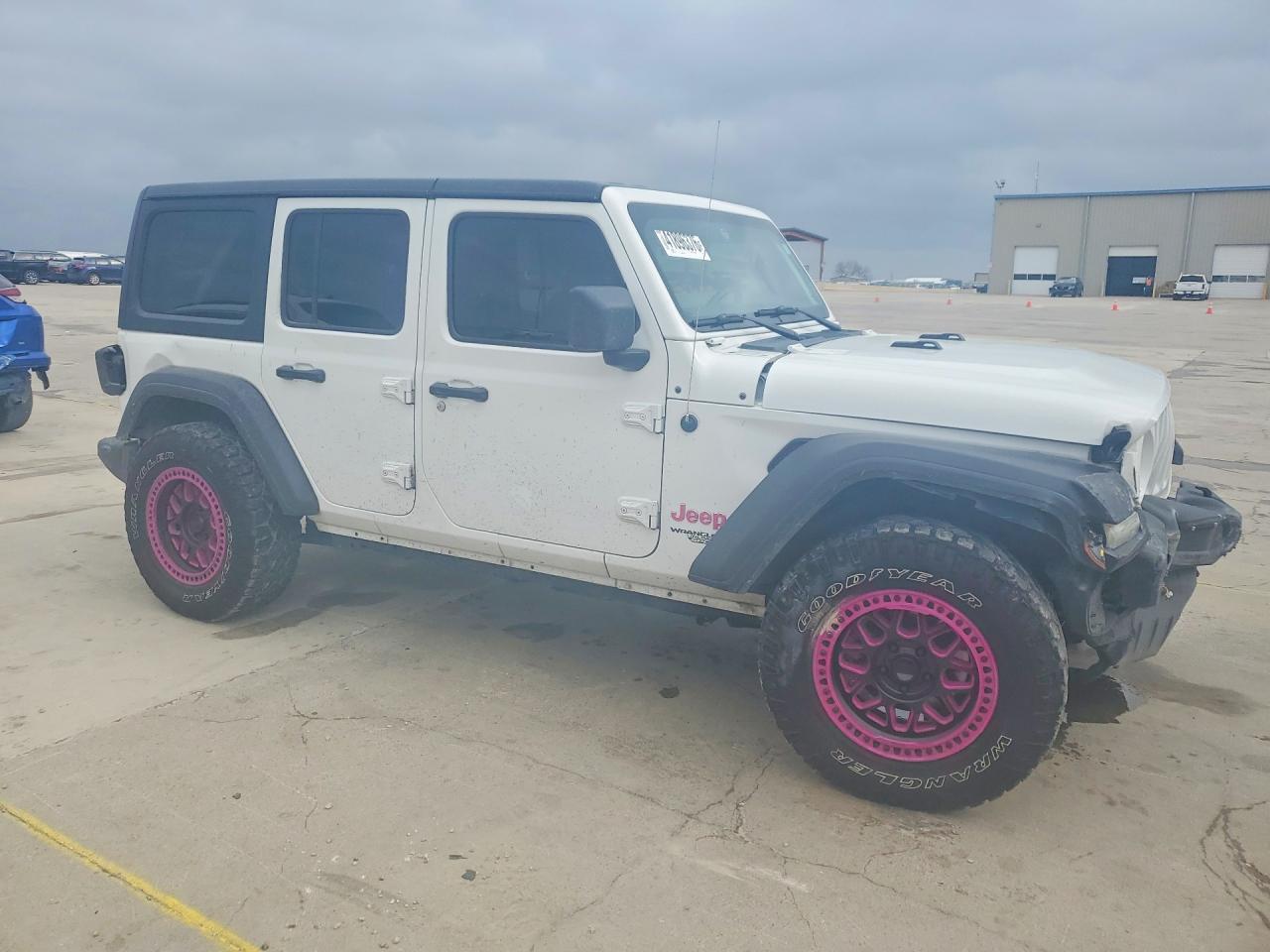 2020 Jeep Wrangler Unlimited Sport - zdjęcie 4