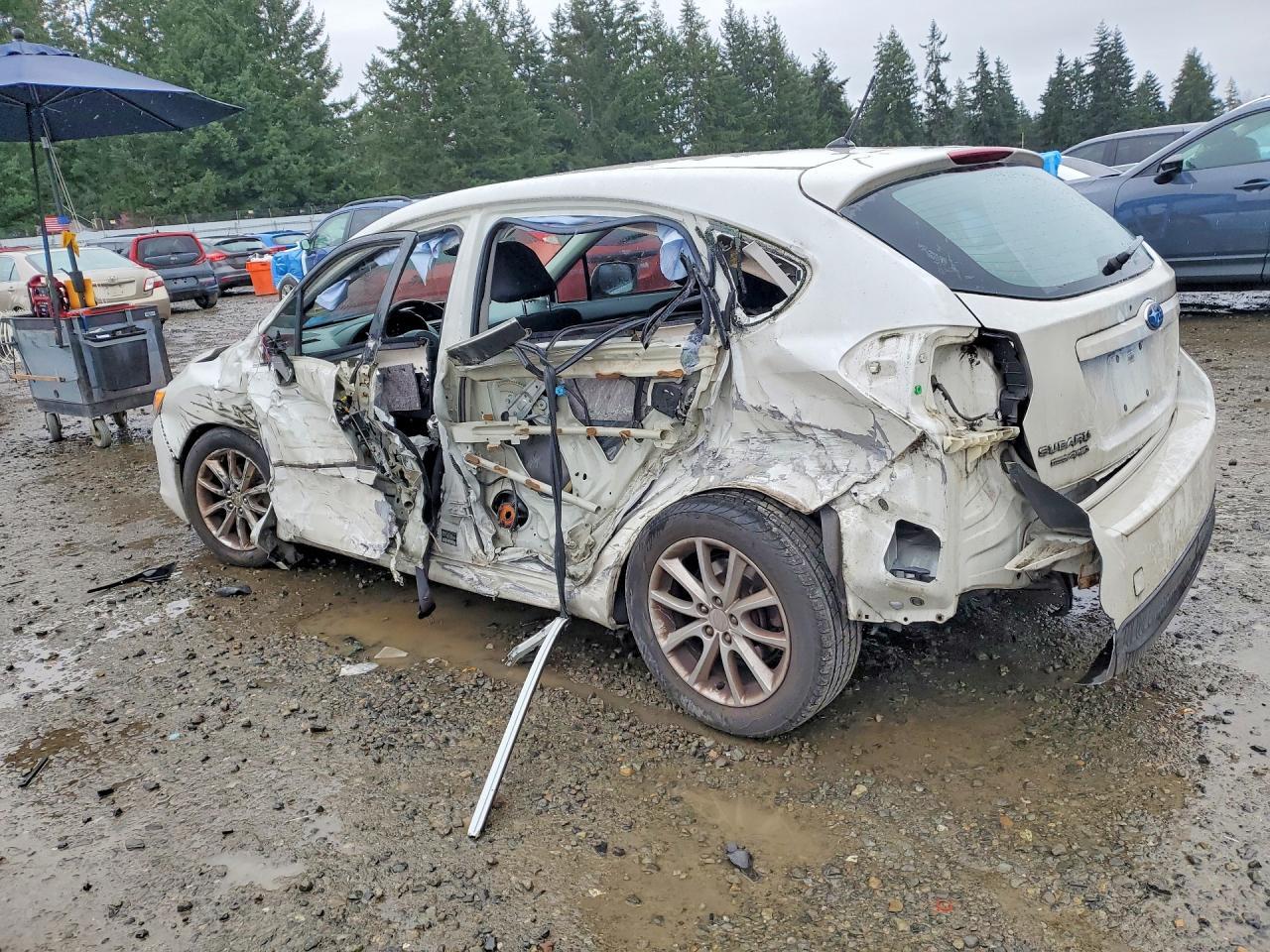 2014 Subaru Impreza Premium - zdjęcie 2