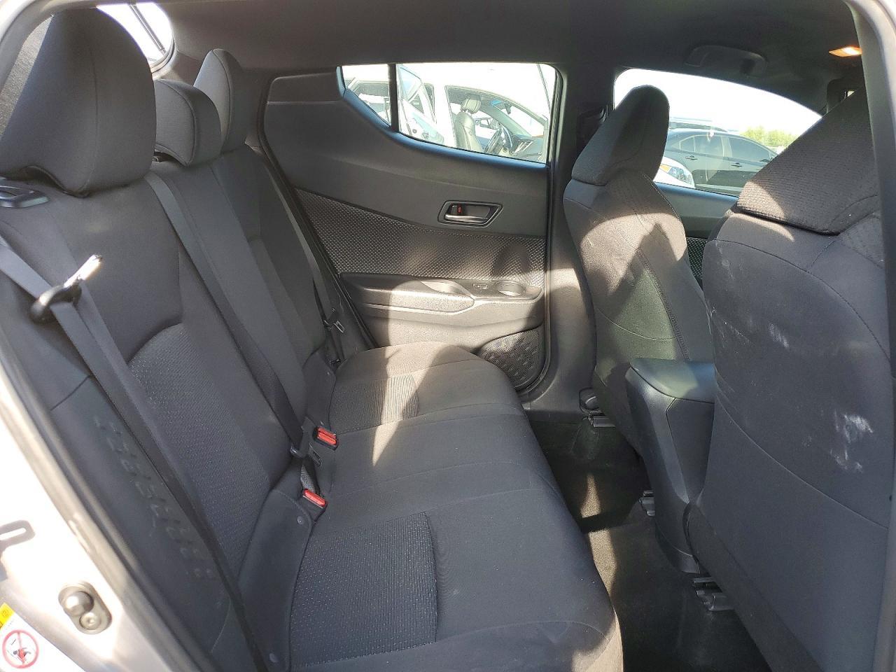 2018 Toyota Ch-Rxle - zdjęcie 11