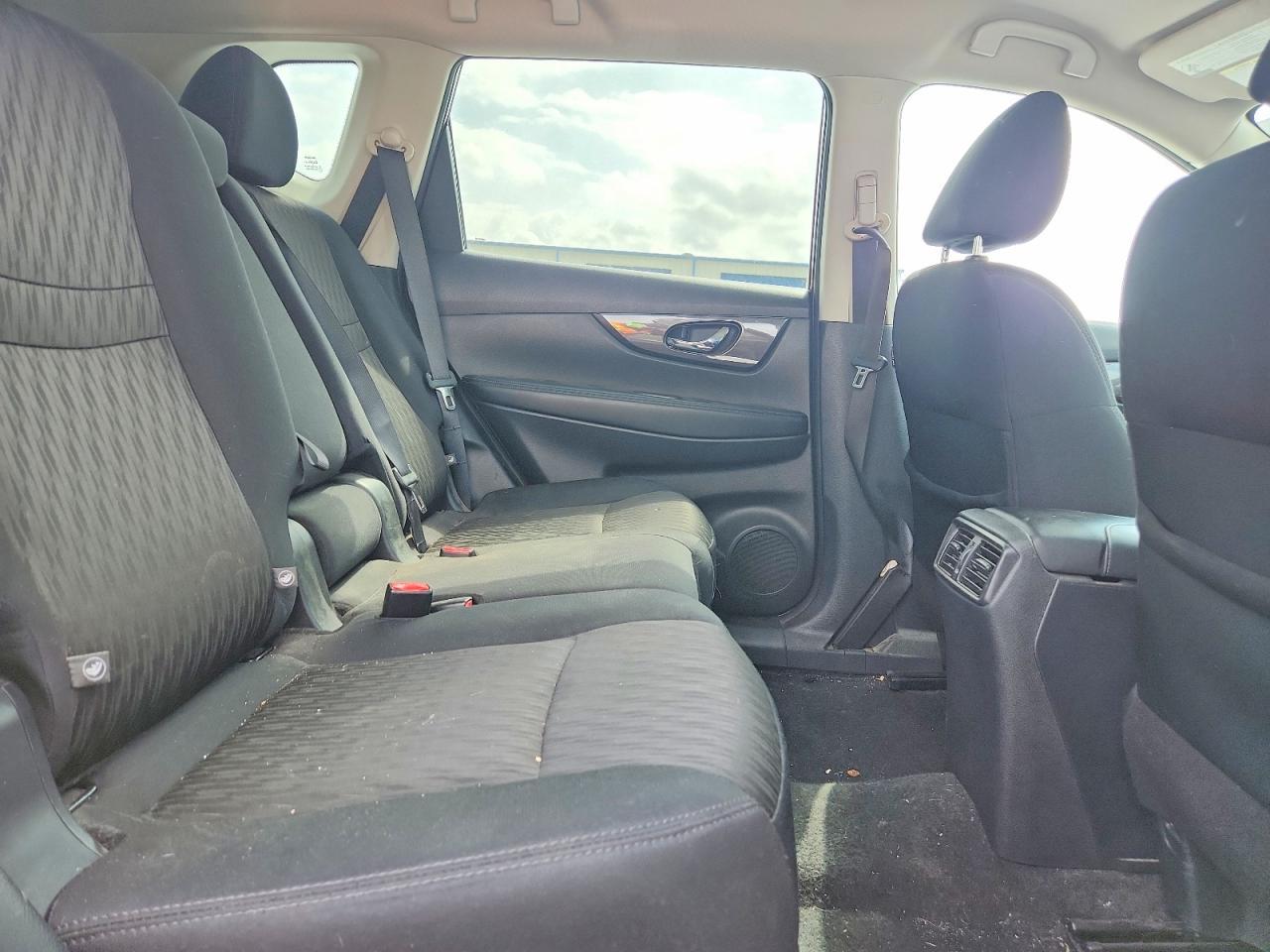 2019 Nissan Rogue Sv - zdjęcie 11