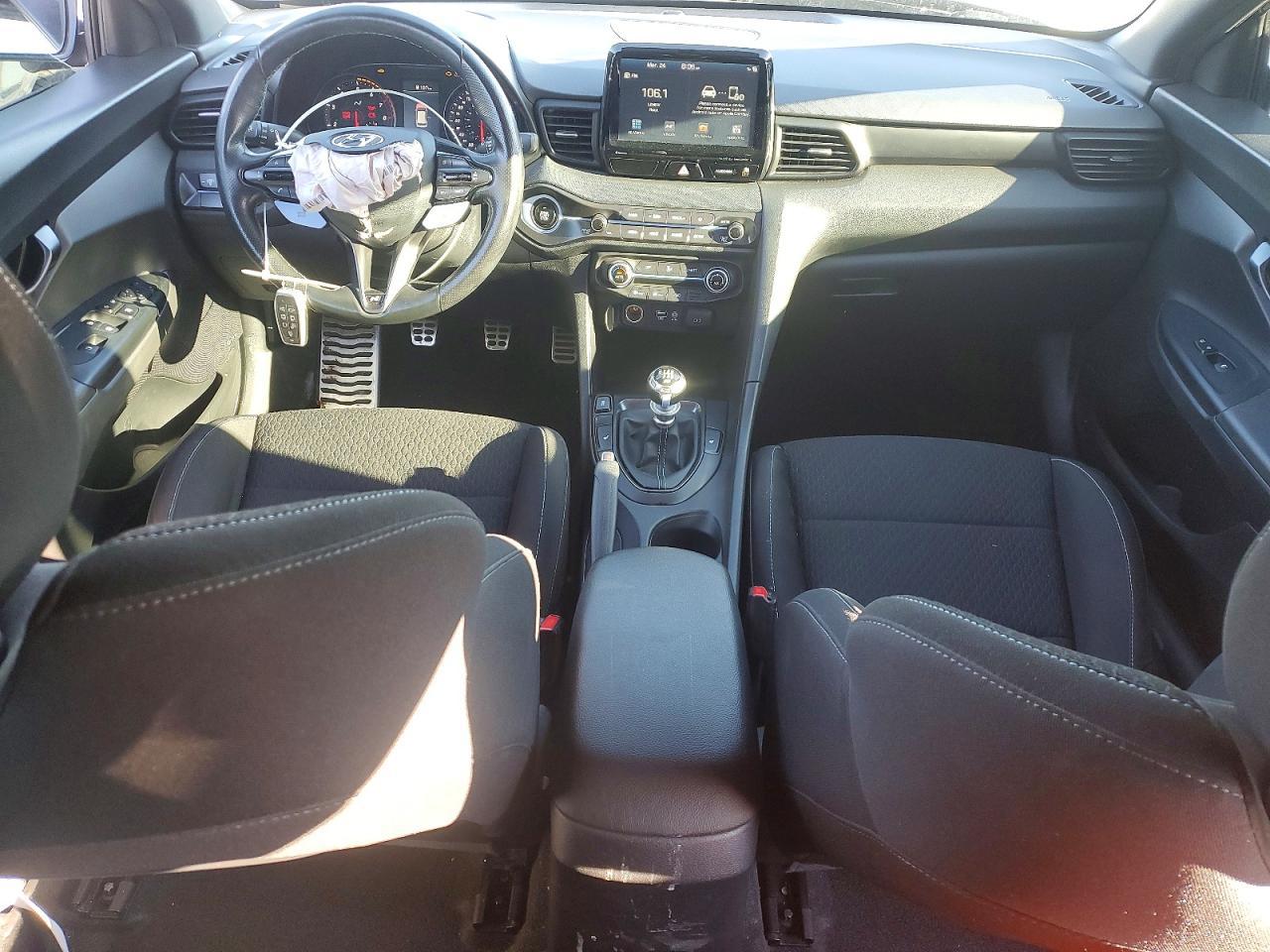 2019 Hyundai Veloster N Base - zdjęcie 8