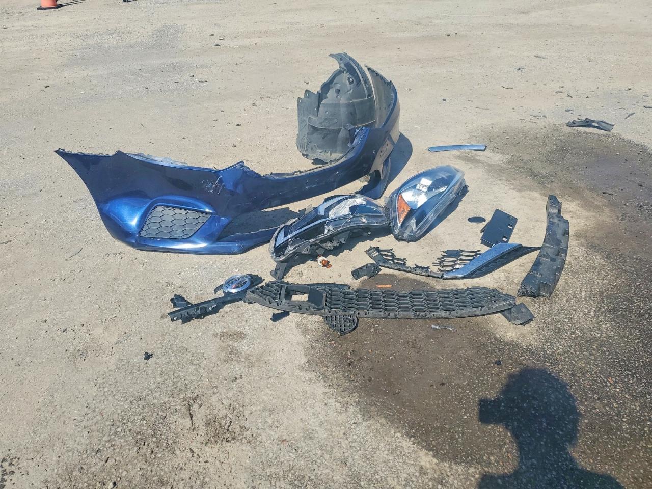 2018 Nissan Sentra S - zdjęcie 12