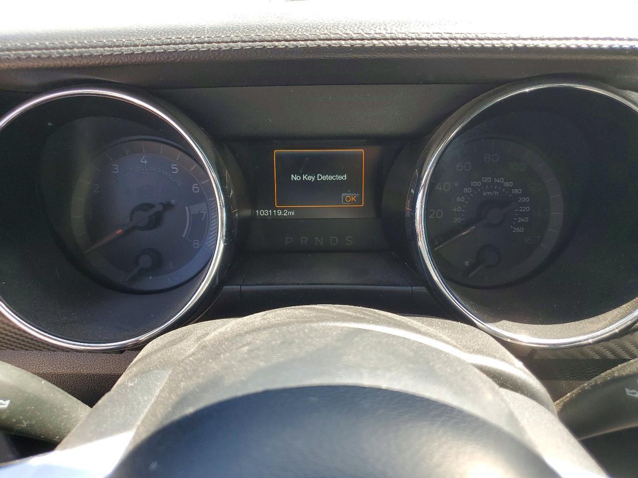 2015 Ford Mustang - zdjęcie 9