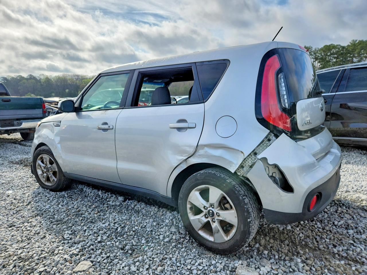 2019 Kia Soul Base - zdjęcie 2