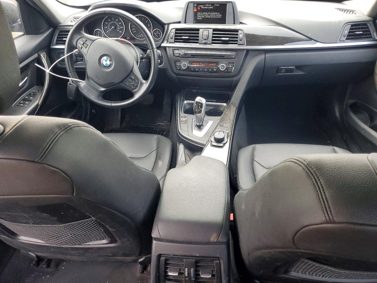 2015 BMW 320 I xDrive - zdjęcie 8