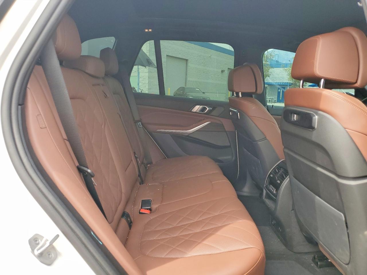 2025 BMW X5 xDrive50E - zdjęcie 10