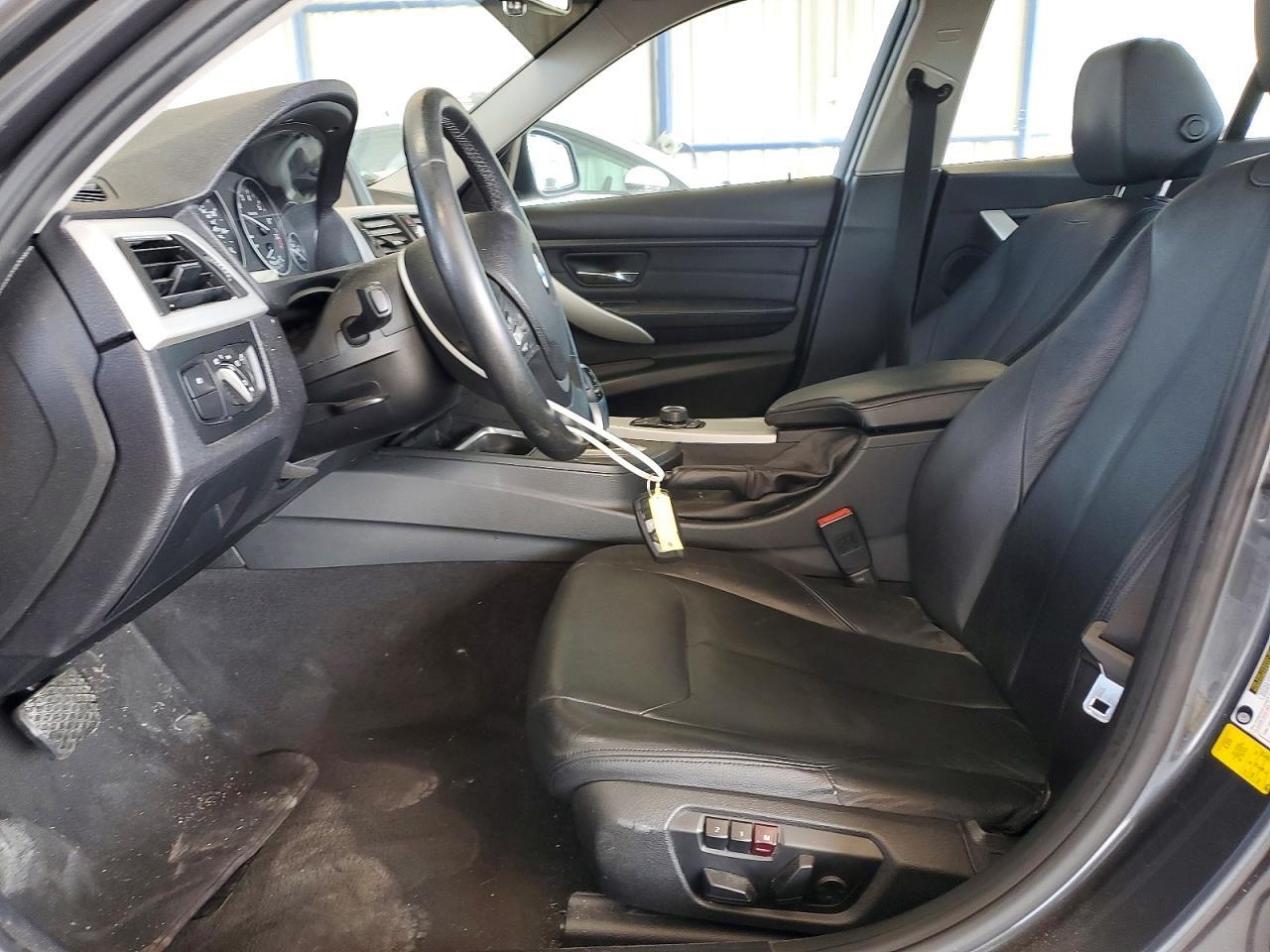 2013 BMW 328 I - zdjęcie 7