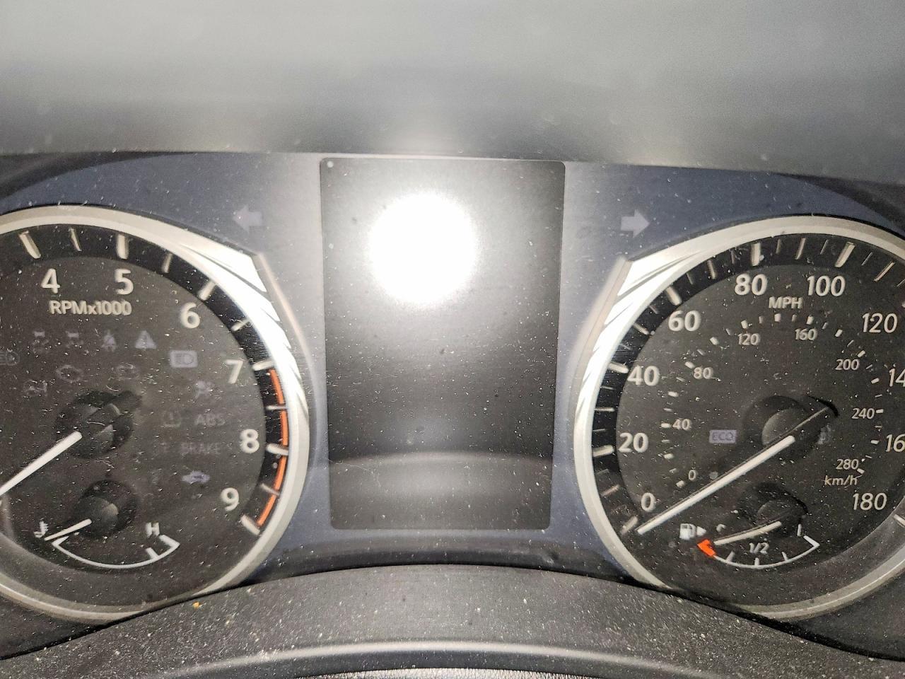 2018 Infiniti Q50 3.0T Luxe - zdjęcie 9