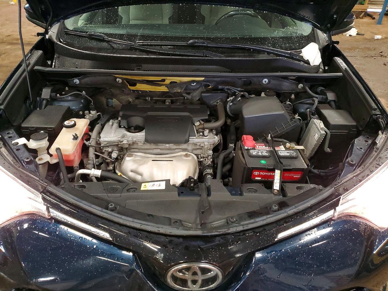 2017 Toyota Rav4 Xle - zdjęcie 12