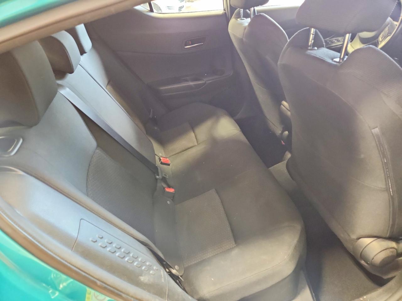 2018 Toyota C-Hr Xle Premium - zdjęcie 11