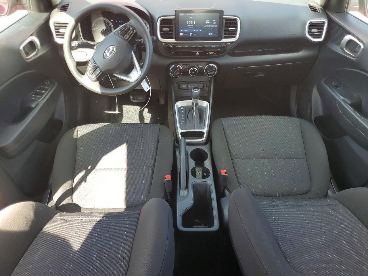 2022 Hyundai Venue Se - zdjęcie 8