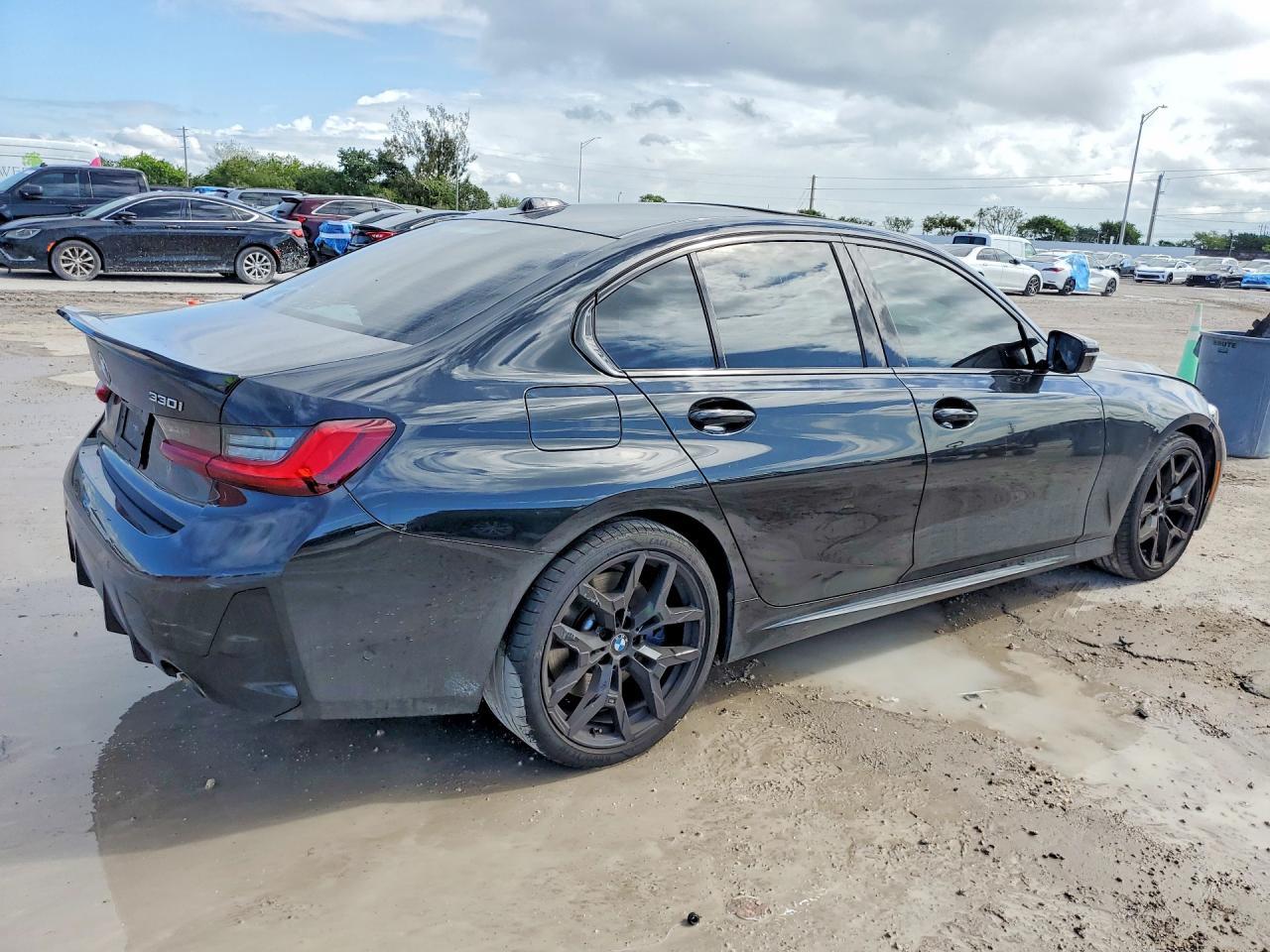 BMW Seria 3 - zdjęcie 3