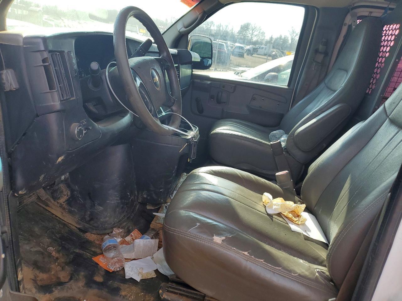 2013 Chevrolet Express G2500 - zdjęcie 7