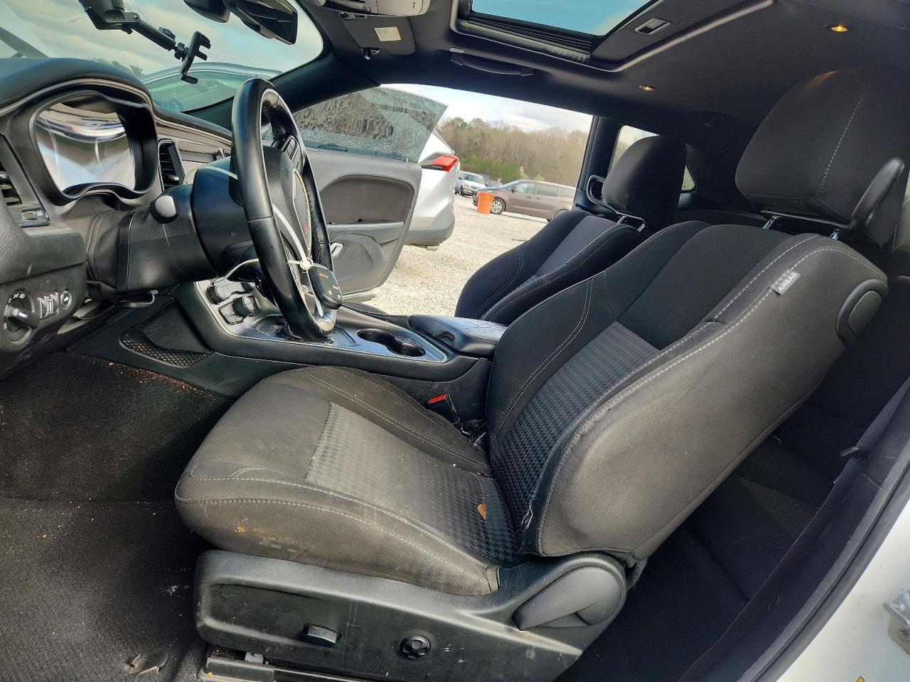 2020 Dodge Challenger Sxt - zdjęcie 7