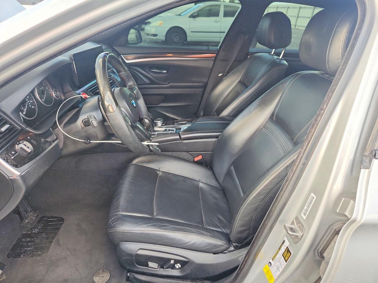 2016 BMW 528 I - zdjęcie 7