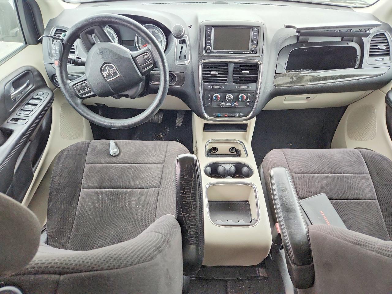 2014 Dodge Grand Caravan Sxt - zdjęcie 8