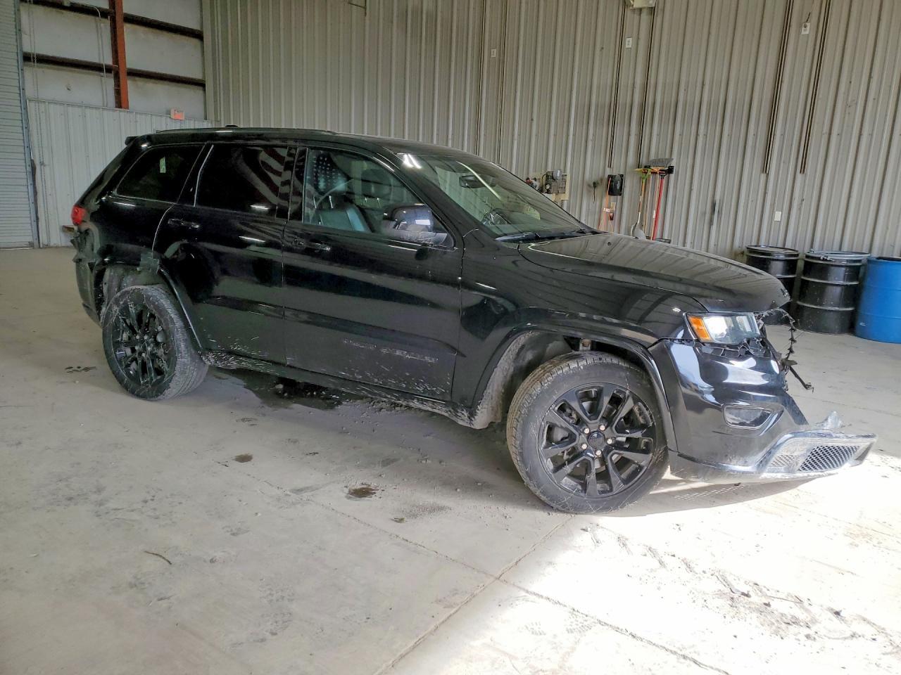 2017 Jeep Grand Cherokee Laredo - zdjęcie 4