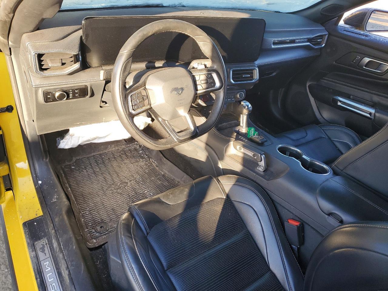 2024 Ford Mustang Gt - zdjęcie 8