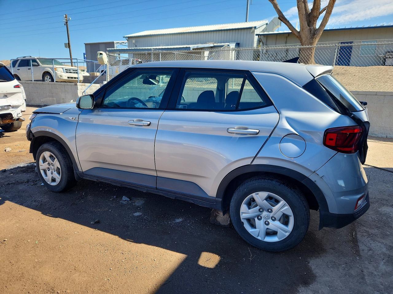 2020 Hyundai Venue Se - zdjęcie 2