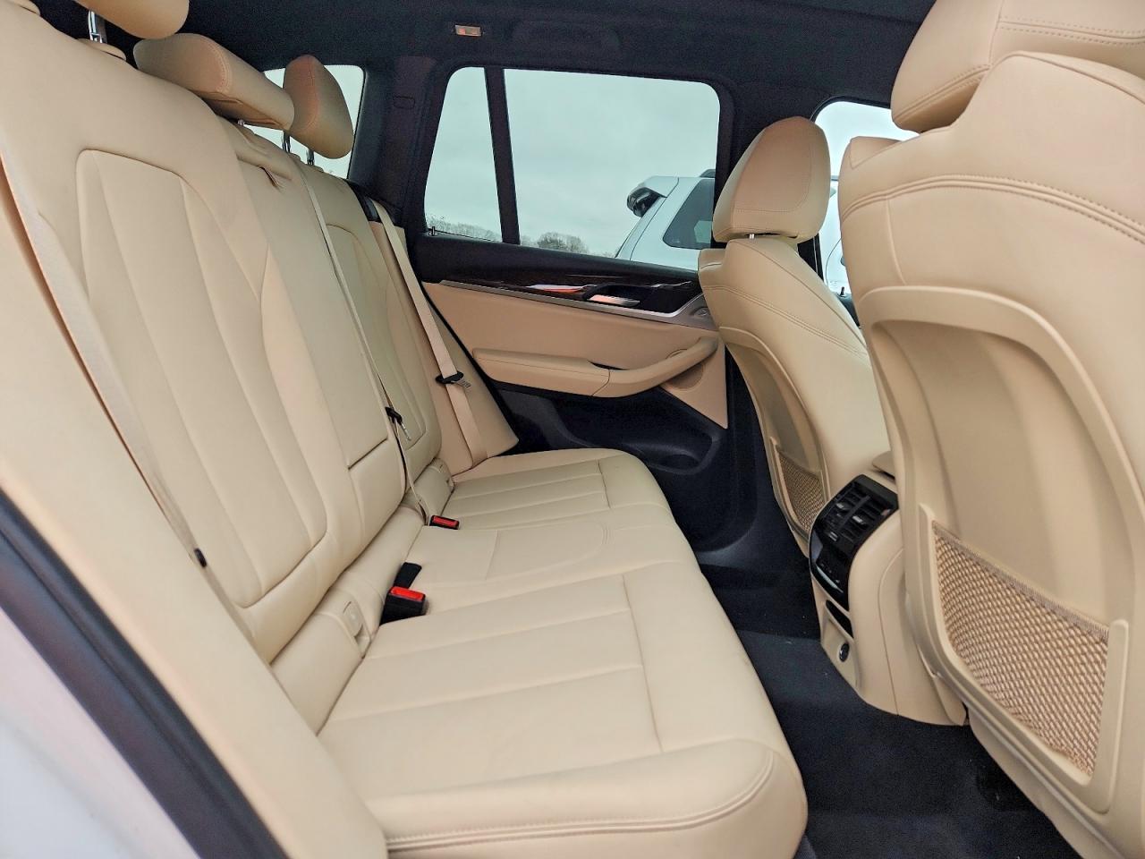2019 BMW X3 xDrive30I - zdjęcie 10