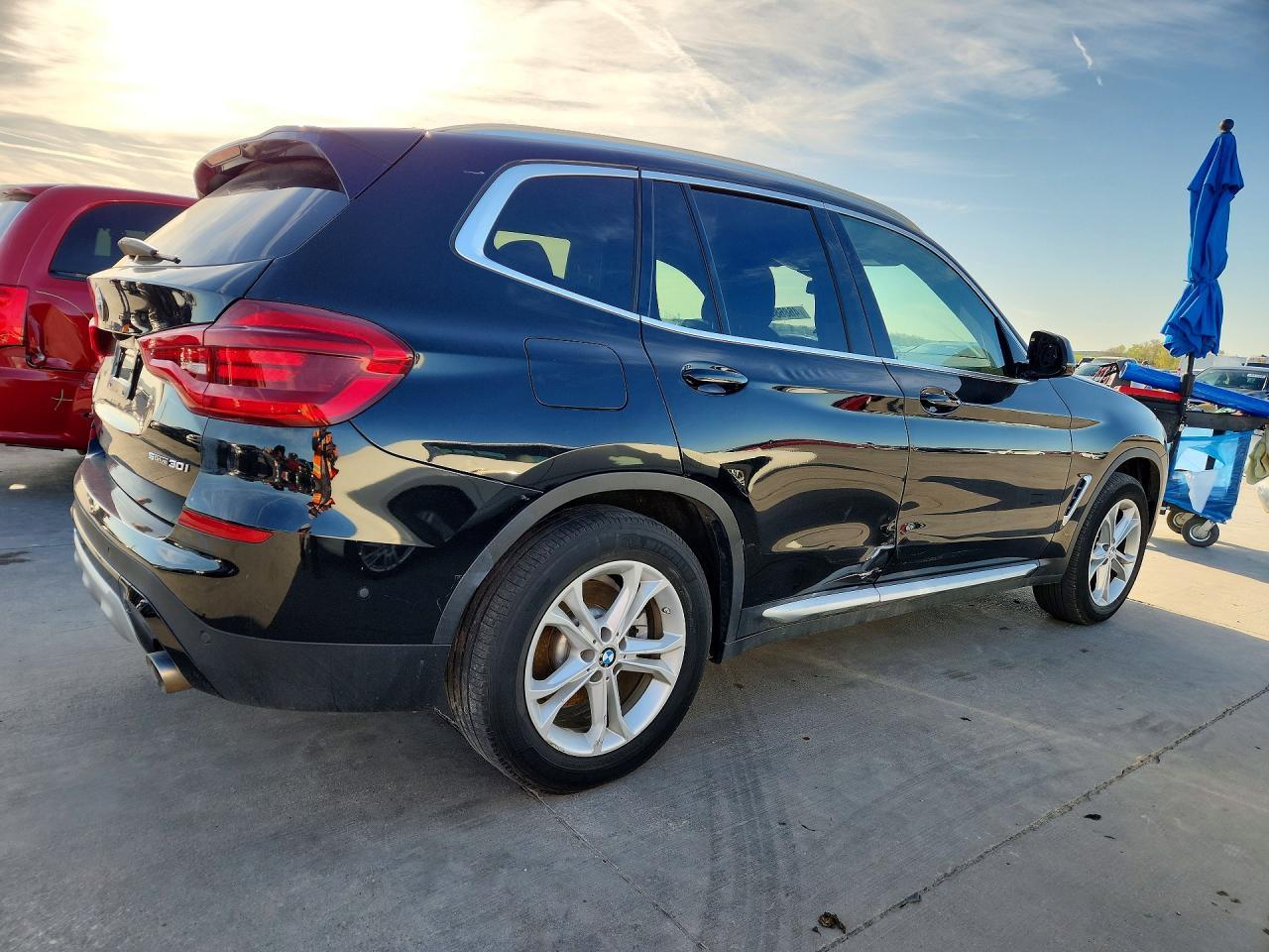 2019 BMW X3 Sdrive30I - zdjęcie 3