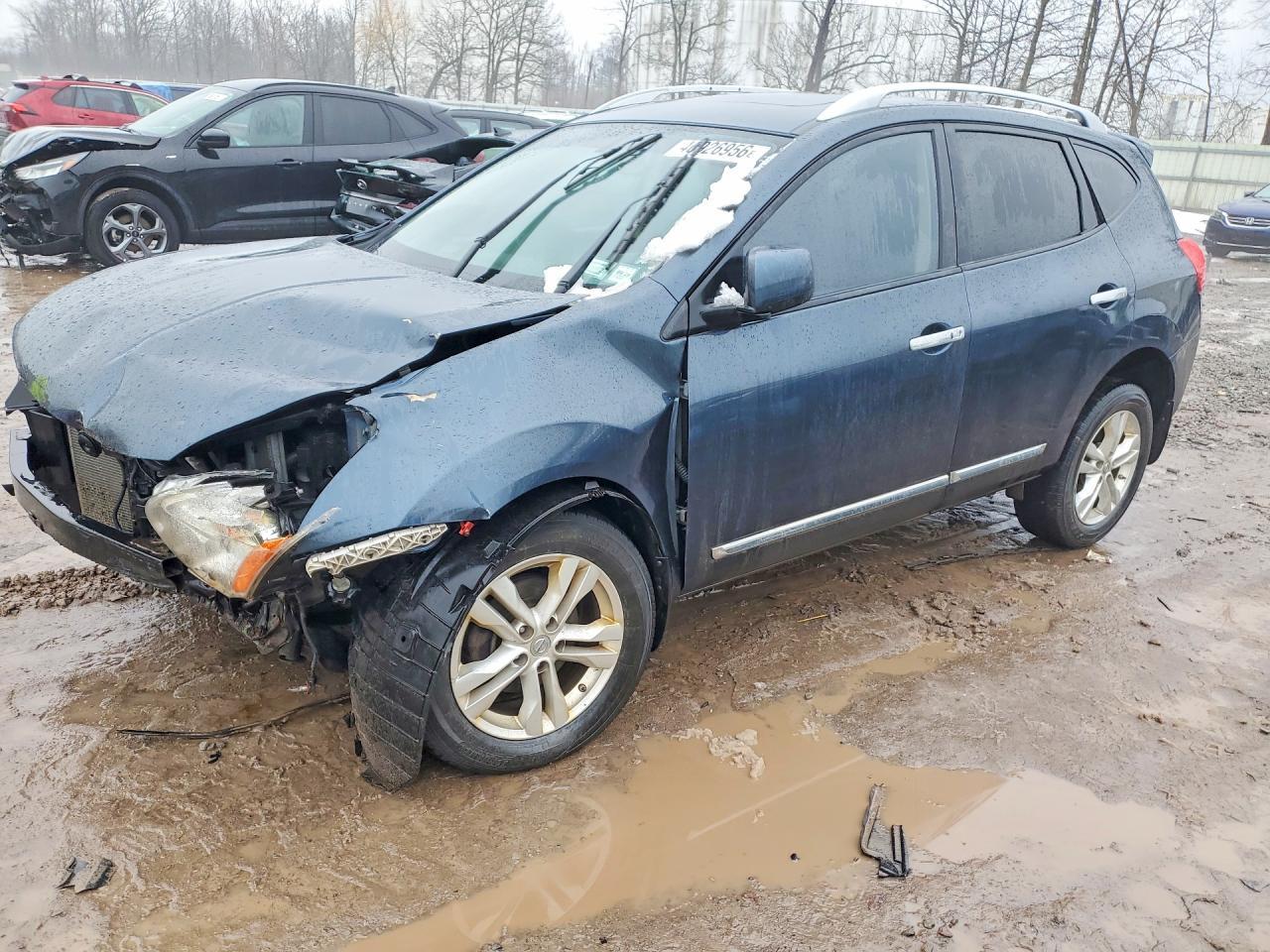 Nissan Rogue - zdjęcie 1