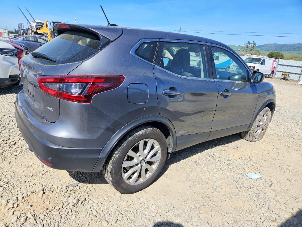 2021 Nissan Rogue Sport S - zdjęcie 3