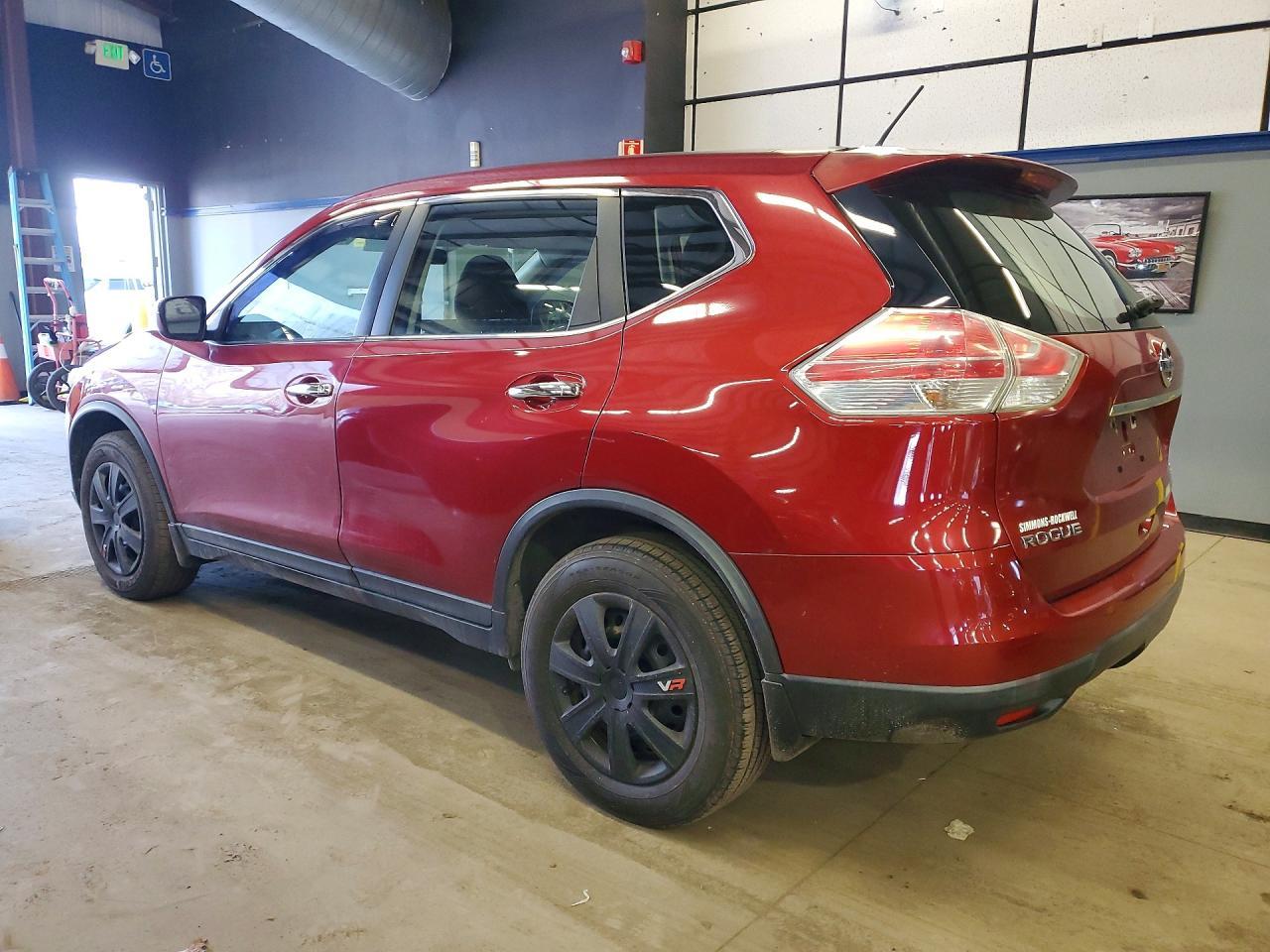 2015 Nissan Rogue S - zdjęcie 2