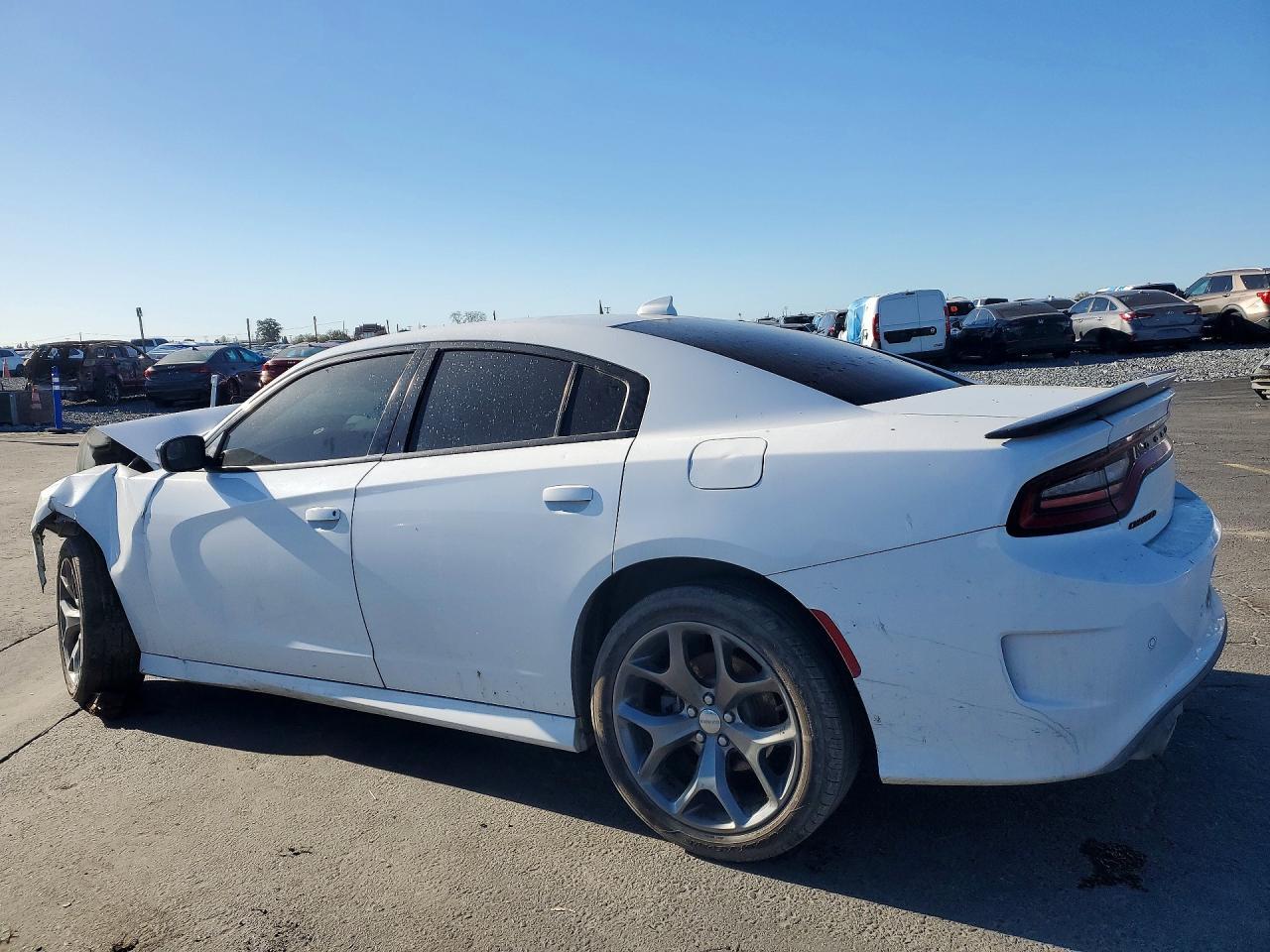 2021 Dodge Charger Gt - zdjęcie 2