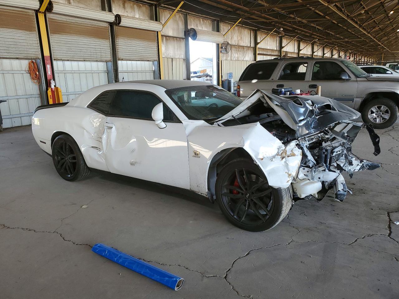 2019 Dodge Challenger R - zdjęcie 4