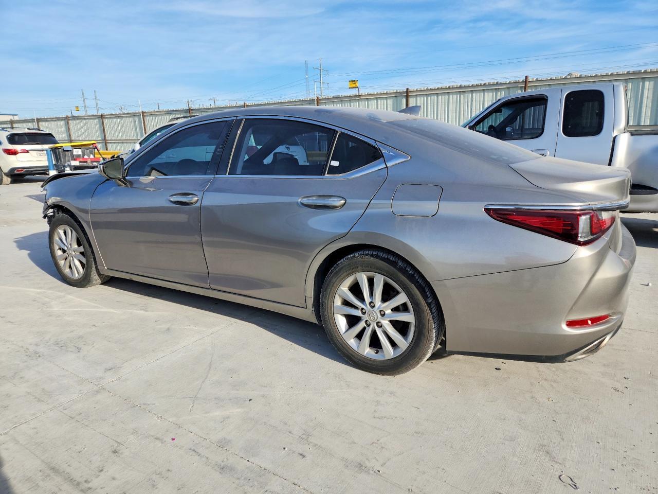 2021 Lexus Es 350 Base - zdjęcie 2