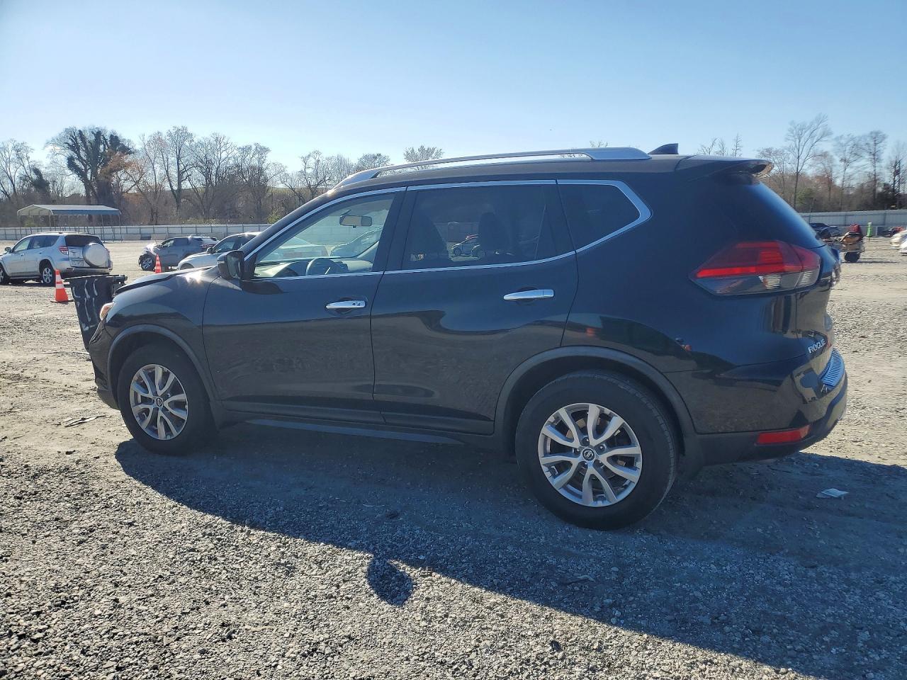 2017 Nissan Rogue Sv - zdjęcie 2