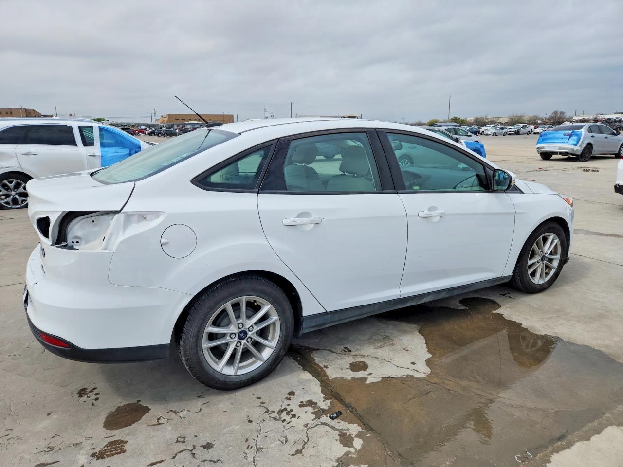 2016 Ford Focus Se - zdjęcie 3