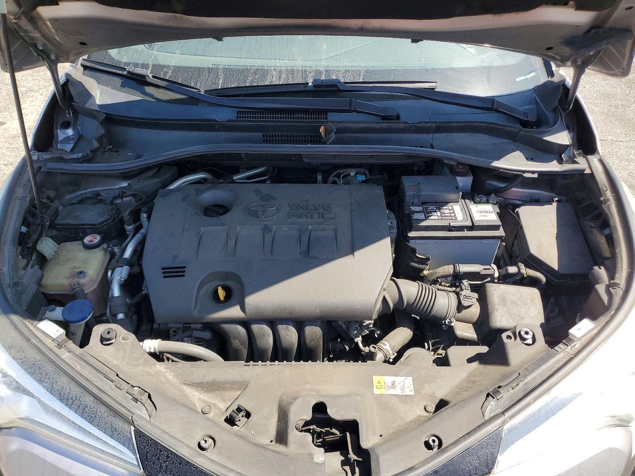 2018 Toyota C-Hr Xle - zdjęcie 11