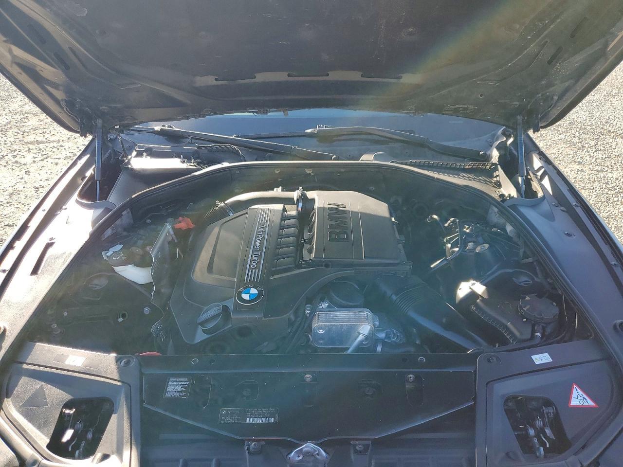 2014 BMW 535 I - zdjęcie 11