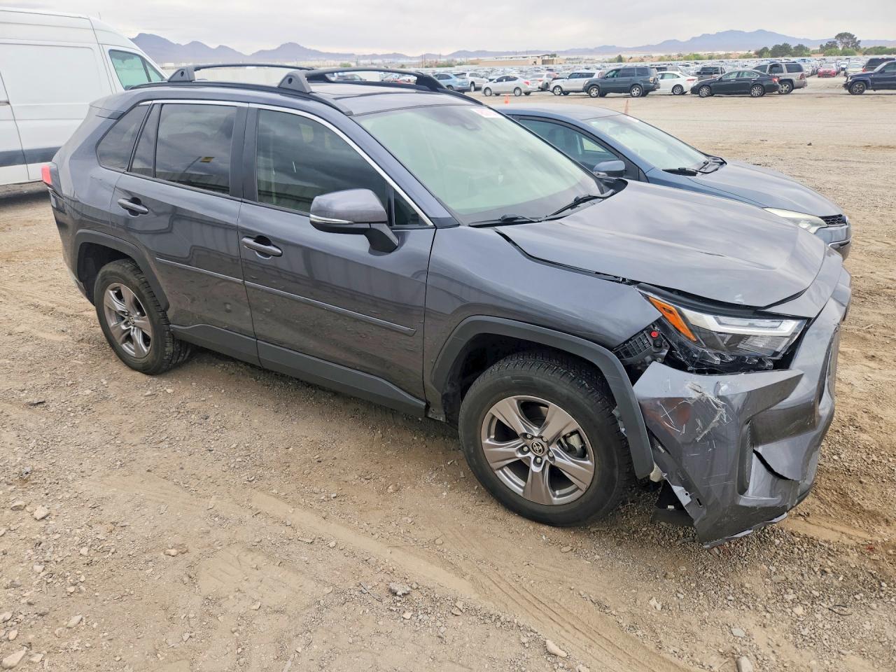 2022 Toyota Rav4 Hybrid Xle - zdjęcie 4
