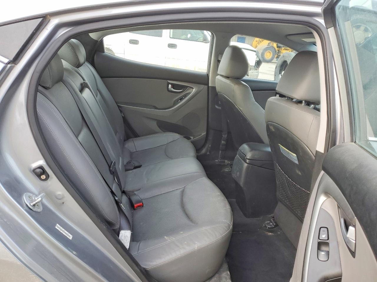 2015 Hyundai Elantra Limited - zdjęcie 10