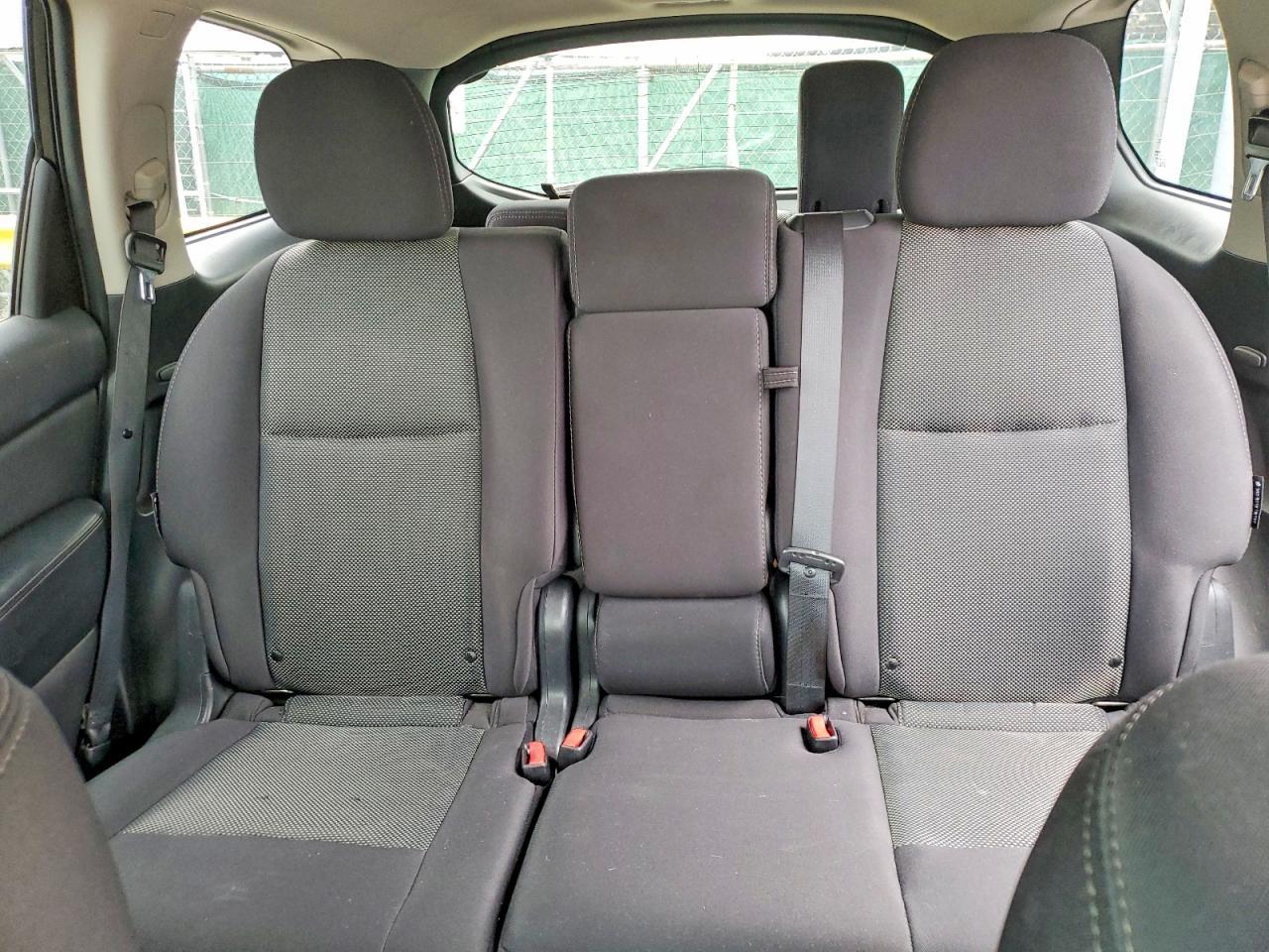 2019 Nissan Pathfinder S - zdjęcie 10